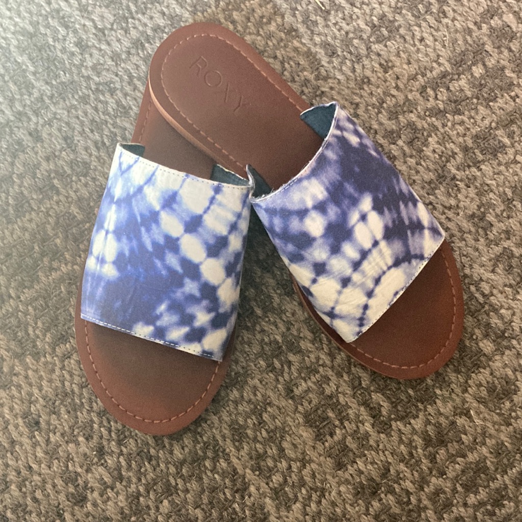 Euc Roxy Slides